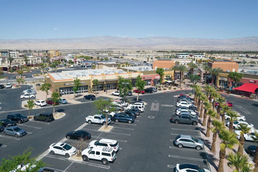 36891 Cook St, Palm Desert, CA à louer - Aérien – Image 2 sur 3