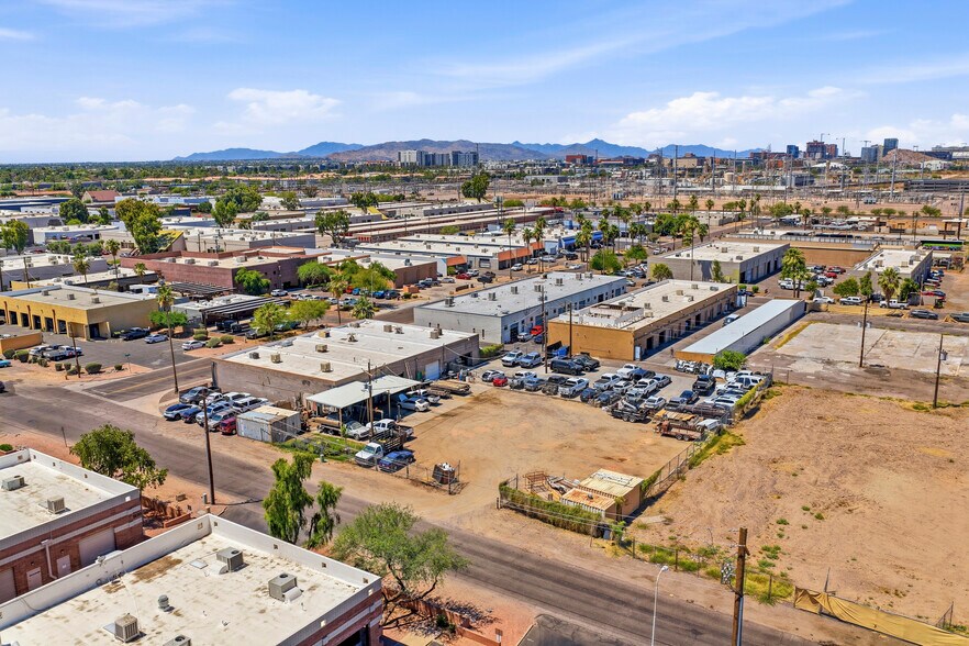 1874 E 3rd St, Tempe, AZ à louer - Photo de l’immeuble – Image 3 sur 5