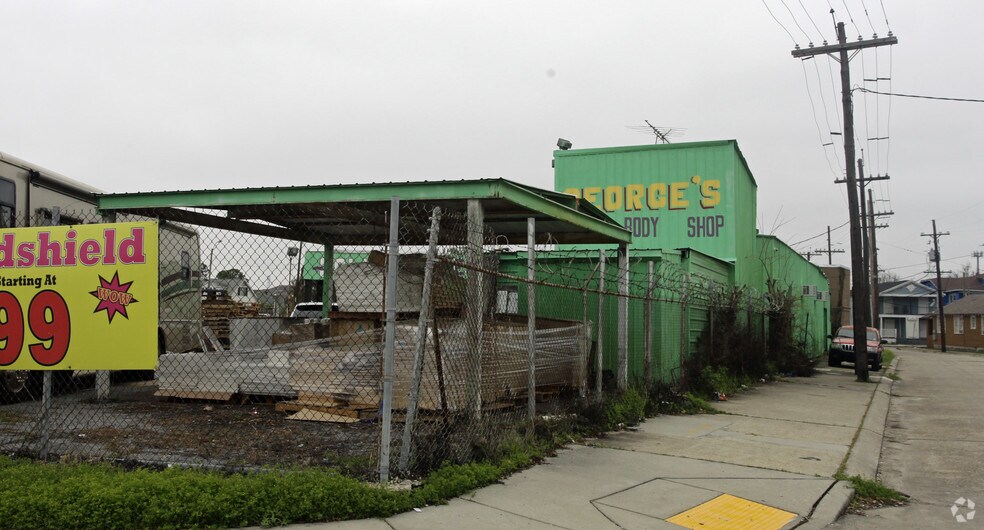 4615 Earhart Blvd, New Orleans, LA à vendre - Photo de l’immeuble – Image 3 sur 4