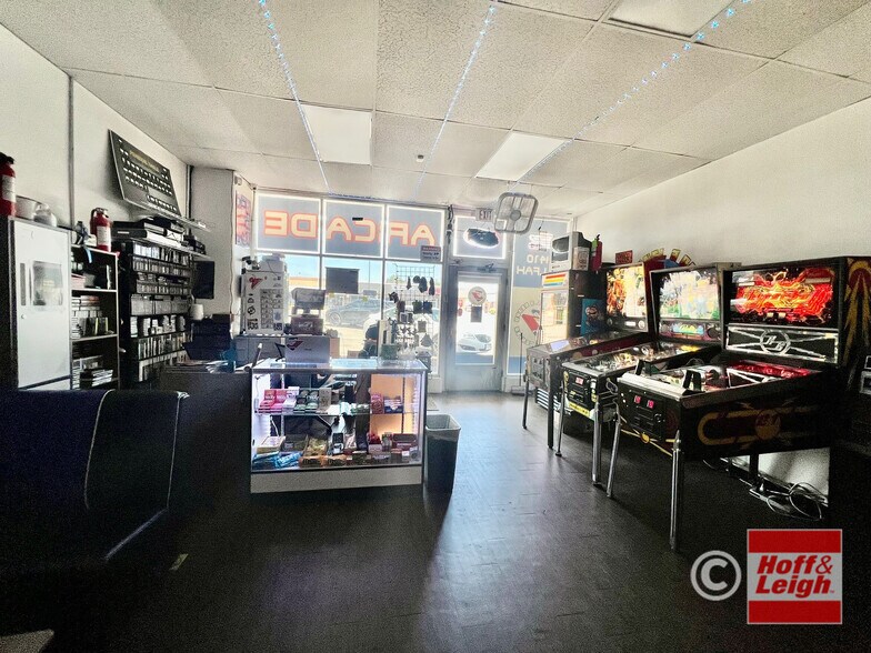 8410 W Colfax Ave, Lakewood, CO à vendre - Photo de l’immeuble – Image 3 sur 8