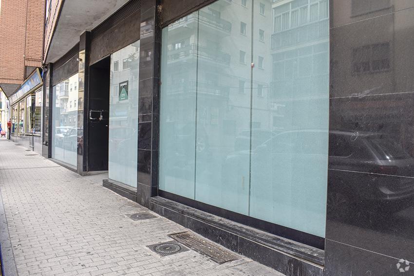 Local commercial dans Ávila, Ávila à louer Photo intérieure– Image 1 sur 18