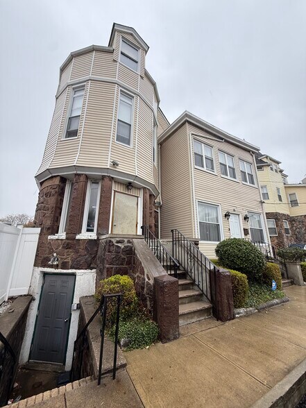 212-214 Clifton Ave, Newark, NJ à vendre - Photo de l’immeuble – Image 3 sur 16