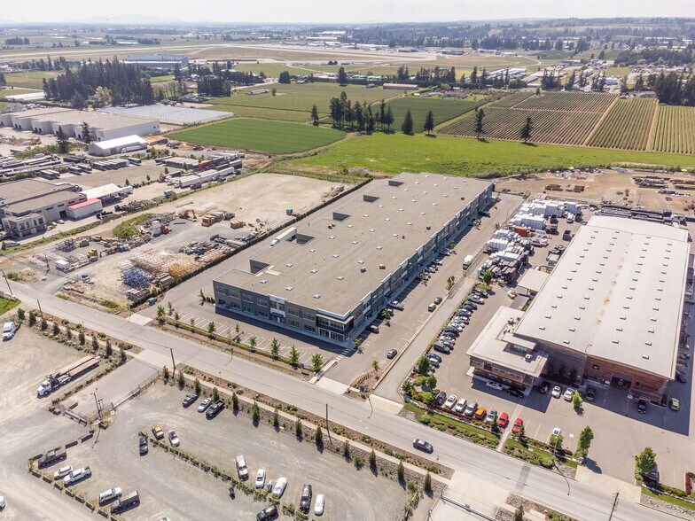 1891 Foy St, Abbotsford, BC à louer - Photo de l’immeuble – Image 3 sur 7