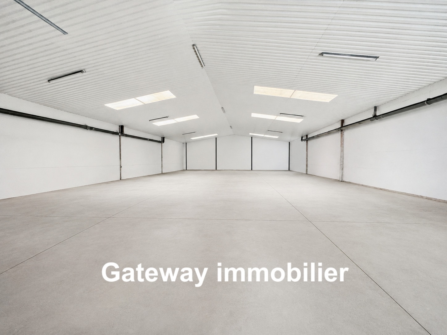 Industriel/Logistique dans Riom à vendre Photo intérieure– Image 1 sur 6
