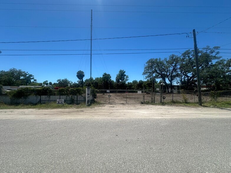 1613 S 51st St, Tampa, FL à louer - Photo principale – Image 1 sur 2