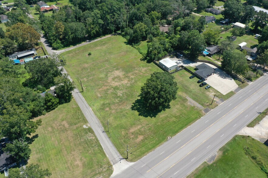1990 N Main St, Vidor, TX à vendre - Photo de l’immeuble – Image 3 sur 11