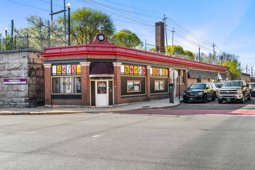 4 Railroad Sq, Haverhill, MA à vendre - Photo de l’immeuble – Image 3 sur 16
