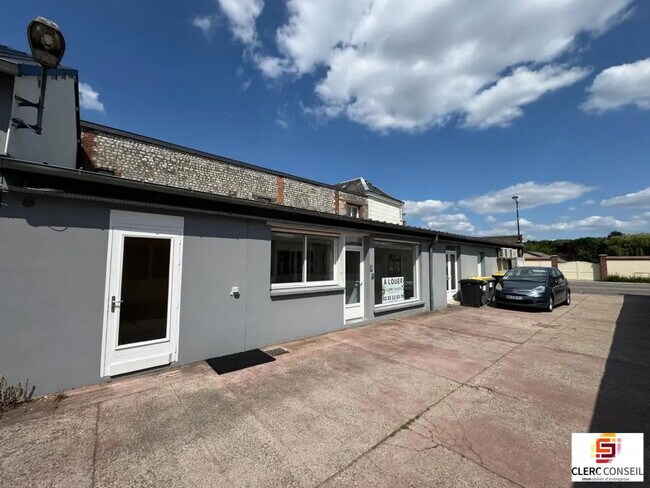 Plus de détails pour Bureau à louer