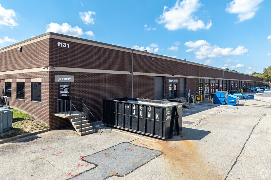 1131 Benfield Blvd, Millersville, MD à louer - Photo de l’immeuble – Image 3 sur 4