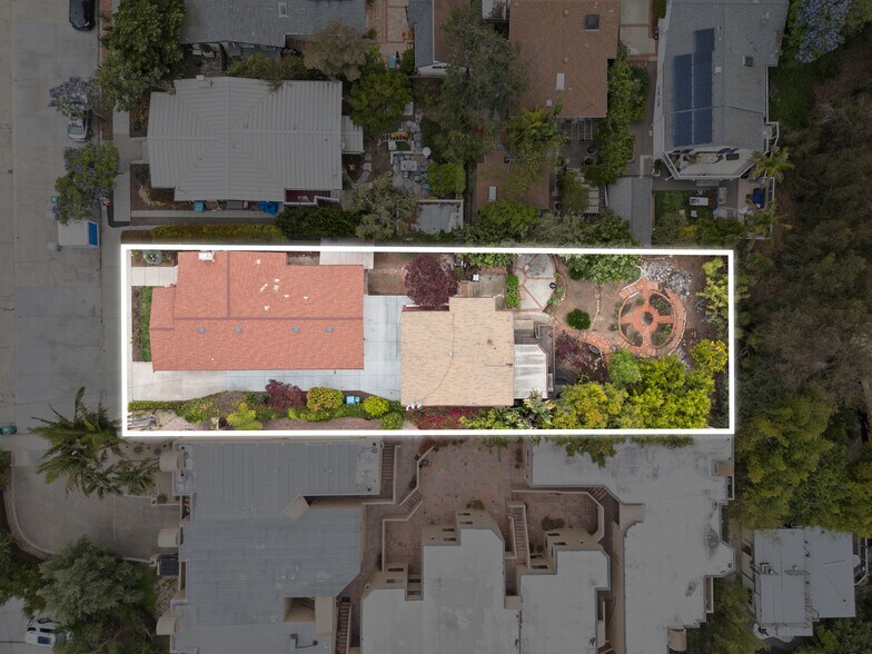 642 Torrance St, San Diego, CA à vendre - Photo de l’immeuble – Image 3 sur 35