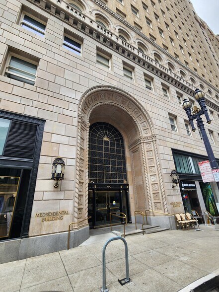 490 Post St, San Francisco, CA à louer - Photo de l’immeuble – Image 1 sur 6