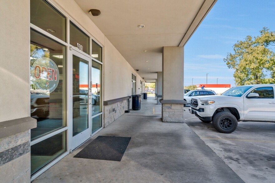 1108 W Adams Ave, Temple, TX à vendre - Photo de l’immeuble – Image 3 sur 14