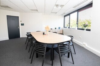 55 Avenue De Colmar, Rueil-Malmaison à louer Photo intérieure– Image 1 sur 5