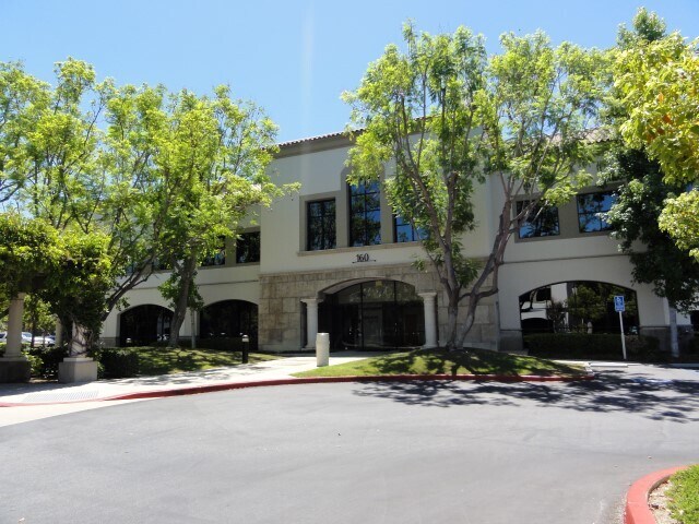 160 E Via Verde, San Dimas, CA à louer - Photo de l’immeuble – Image 3 sur 3