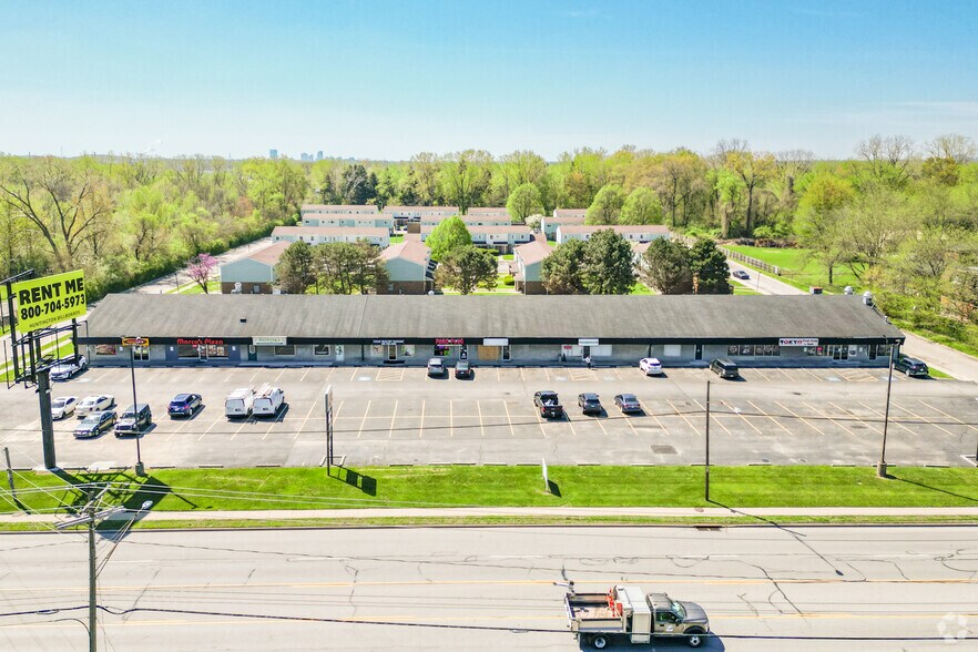 309-337 Alexis Rd, Toledo, OH à vendre - Aérien – Image 3 sur 12