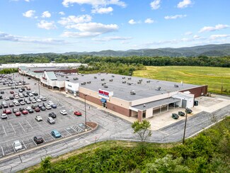 Plus de détails pour 1-6 Millbrook Plz, Mill Hall, PA - Local commercial, Local d'activités à louer