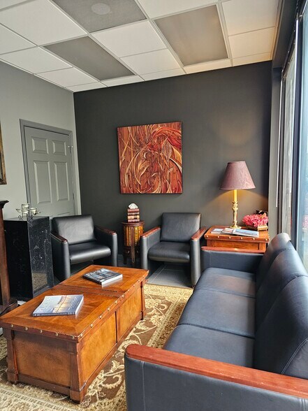 1265 Minhinette Dr, Roswell, GA à vendre - Photo de l’immeuble – Image 2 sur 5