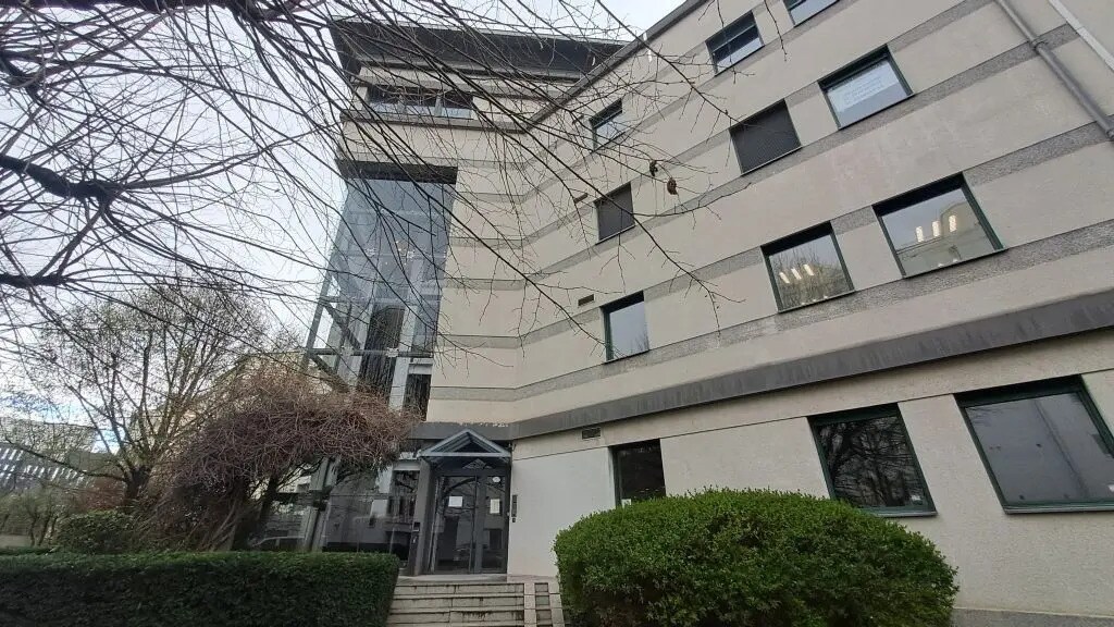 13 Quai Du Commerce, Lyon à louer Photo de l’immeuble– Image 1 sur 21