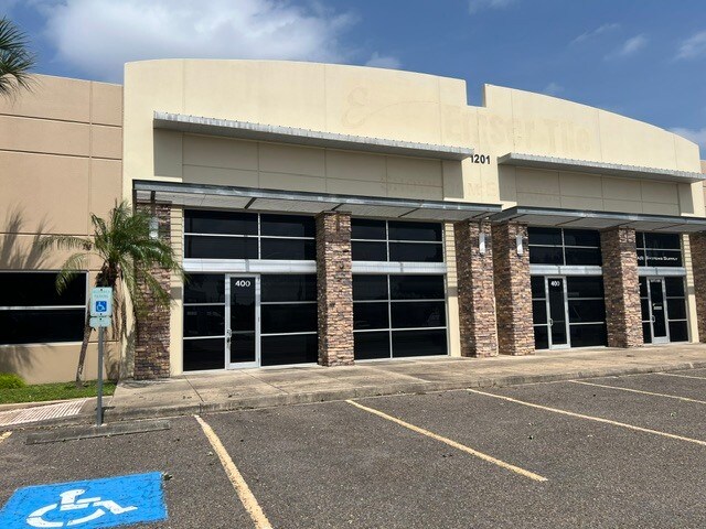 1201 Jackson Rd, McAllen, TX à louer - Photo de l’immeuble – Image 2 sur 10