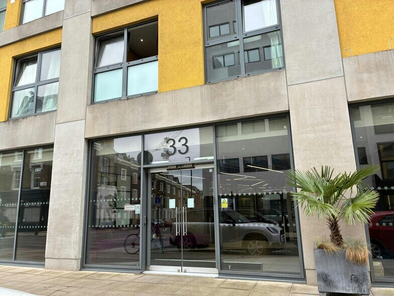 Oval Rd, Londres à louer - Photo de l’immeuble – Image 3 sur 37