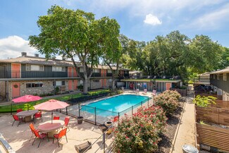 Plus de détails pour 7314-100 Oak Manor Dr, San Antonio, TX - Logement à vendre