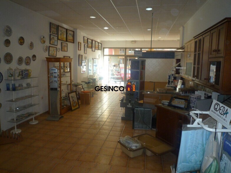 Local commercial dans Ontinyent, Valencia à vendre - Photo de l’immeuble – Image 3 sur 5