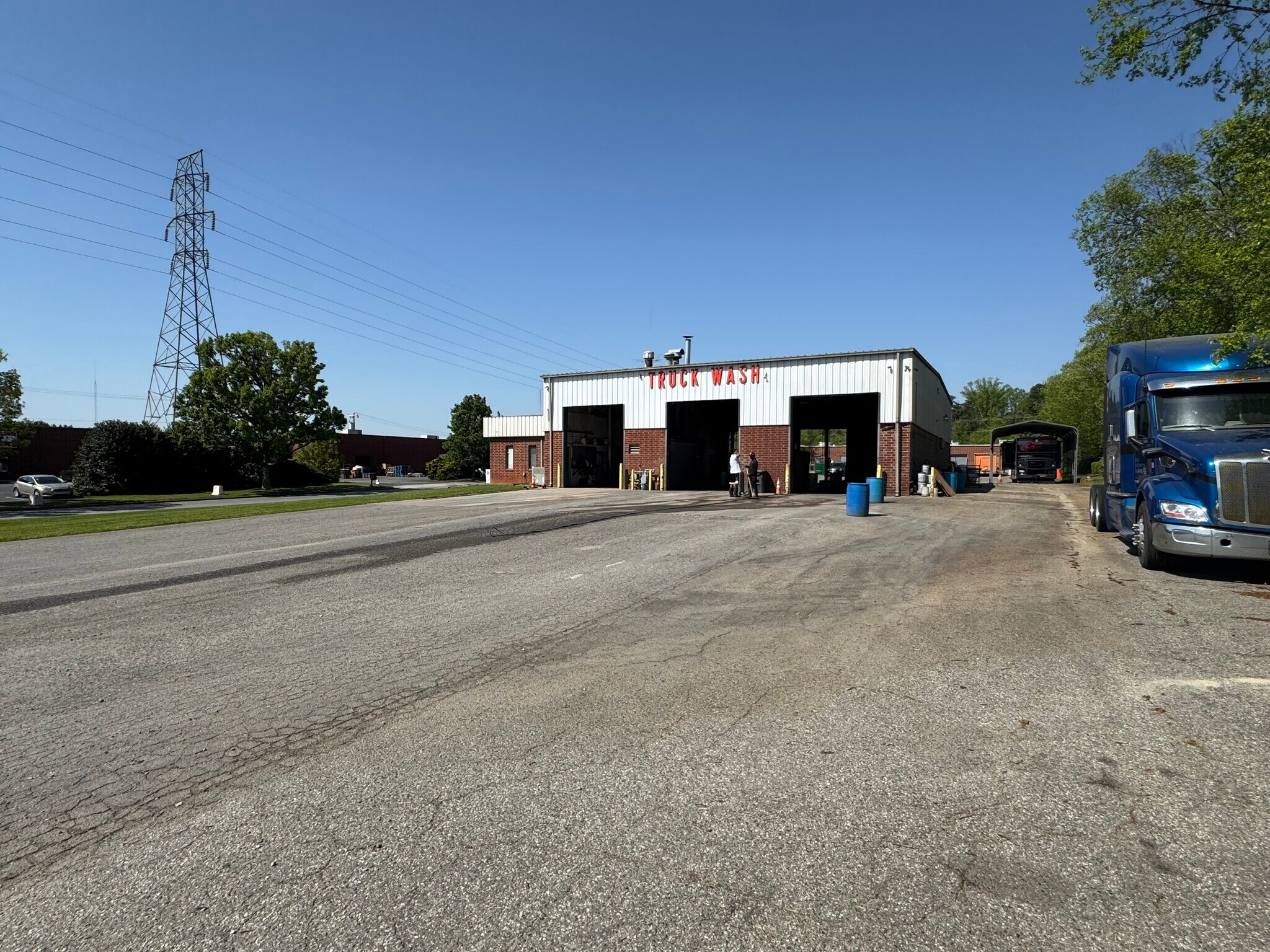 6210 Chimney Center blvd, Greensboro, NC à louer Photo principale– Image 1 sur 7