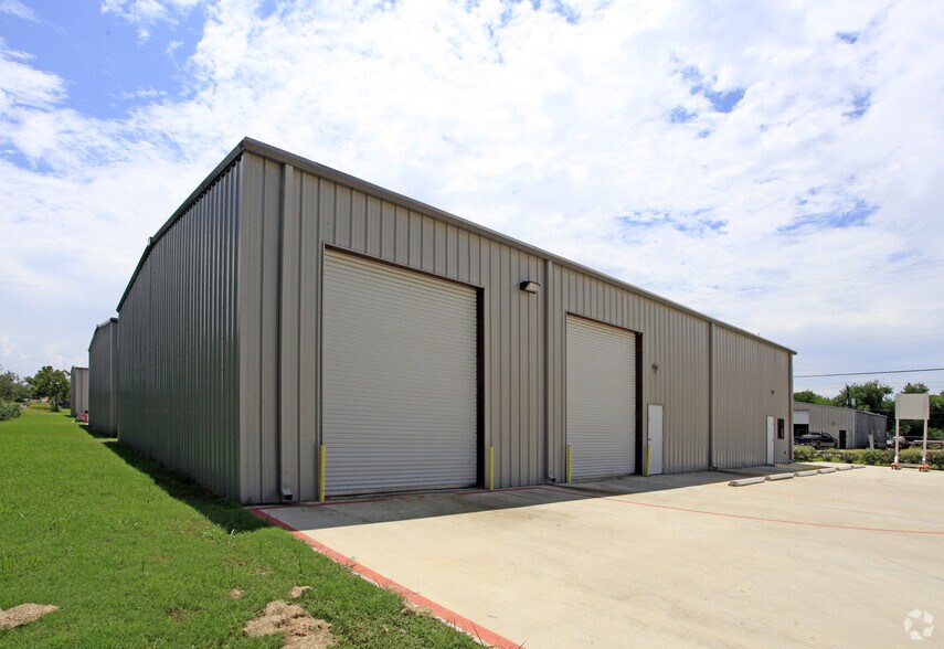 532 8th St, La Porte, TX à louer - Photo de l’immeuble – Image 3 sur 5