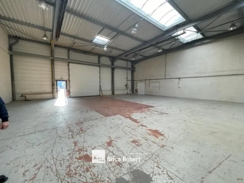 25 Rue Du 35eme Regiment D'Aviation, Bron à louer - Photo intérieure – Image 2 sur 12