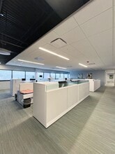 16025 W 113th St, Lenexa, KS à louer Photo intérieure– Image 2 sur 11