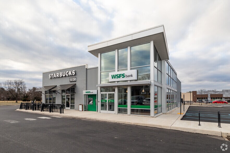 176 W Street Rd, Feasterville Trevose, PA à louer - Photo principale – Image 2 sur 4