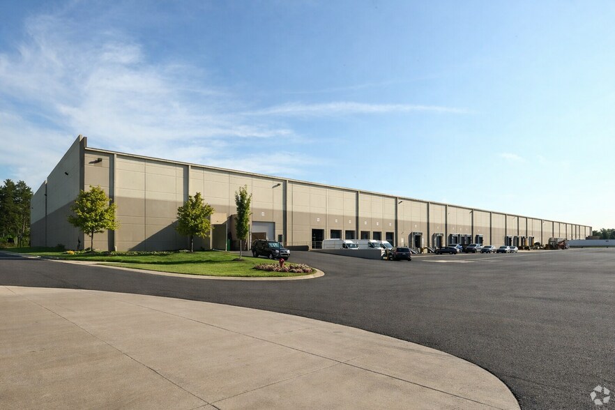 8500 Haggerty Rd, Belleville, MI à louer - Photo de l’immeuble – Image 2 sur 3