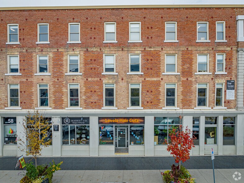 2 Wyndham St N, Guelph, ON à louer - Photo de l’immeuble – Image 3 sur 8
