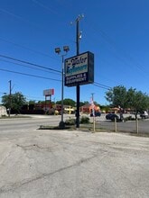 12600-12612 Nacogdoches Rd, San Antonio, TX à louer Photo intérieure– Image 2 sur 7