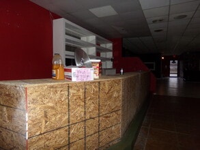 565-595 Garden Walk Blvd, Atlanta, GA à louer Photo intérieure– Image 2 sur 9