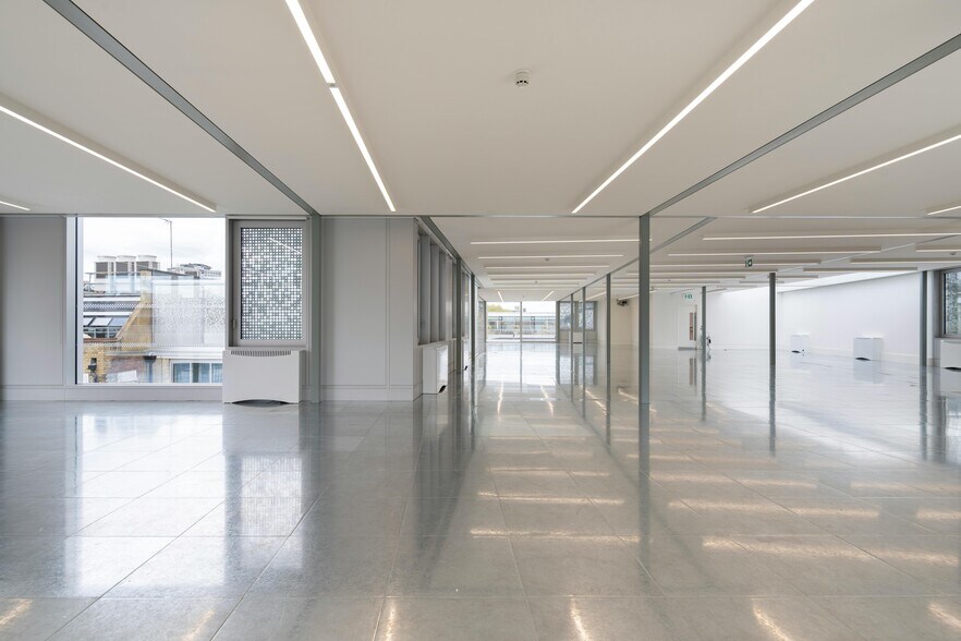 50-52 Great Sutton St, Londres à louer - Photo de l’immeuble – Image 3 sur 17