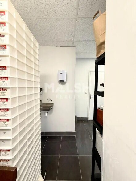 Local commercial dans Villeurbanne à louer - Photo intérieure – Image 3 sur 4