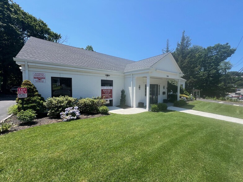 500 Ashford Ave, Ardsley, NY à louer - Photo de l’immeuble – Image 3 sur 4