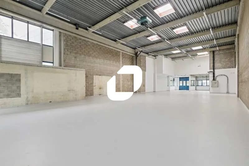 31 Avenue Des Pépiniéres, Fresnes à louer - Photo de l’immeuble – Image 3 sur 18