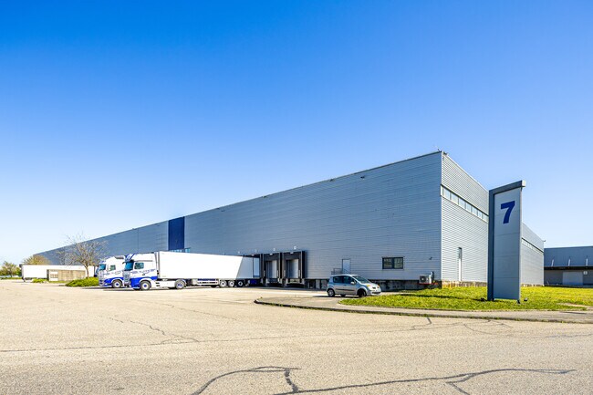 Plus de détails pour Industriel/Logistique à louer