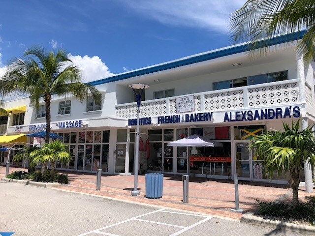 235 E Commercial Blvd, Lauderdale-by-the-Sea, FL à louer Photo principale– Image 1 sur 2