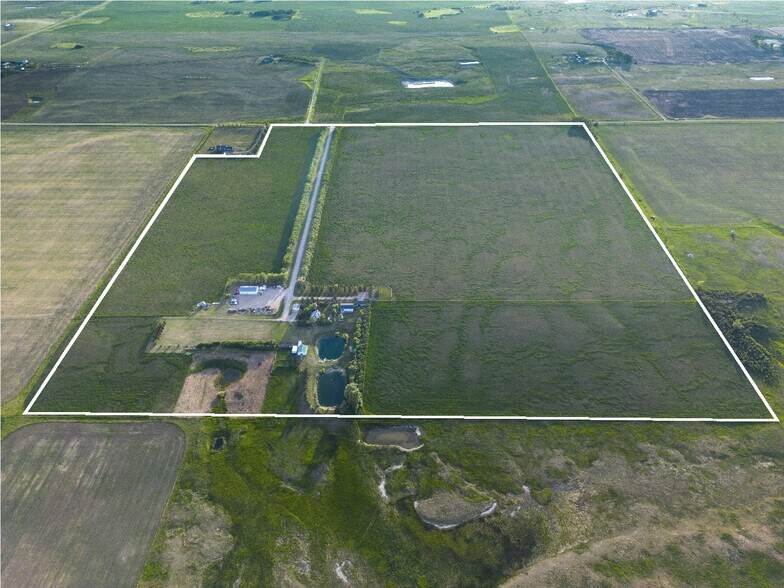 270168 Rge Rd 283, Rocky View No 44, AB à vendre - Photo principale – Image 1 sur 9