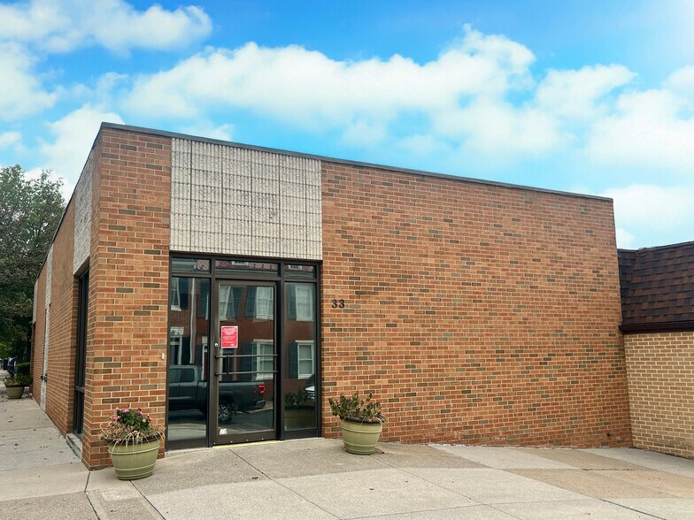 33 N Brown St, Lewistown, PA à vendre - Photo de l’immeuble – Image 2 sur 26