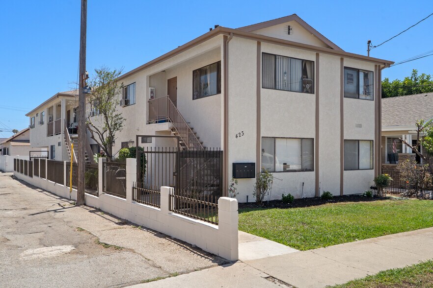 423 W 17th St, San Pedro, CA à vendre - Photo de l’immeuble – Image 1 sur 12