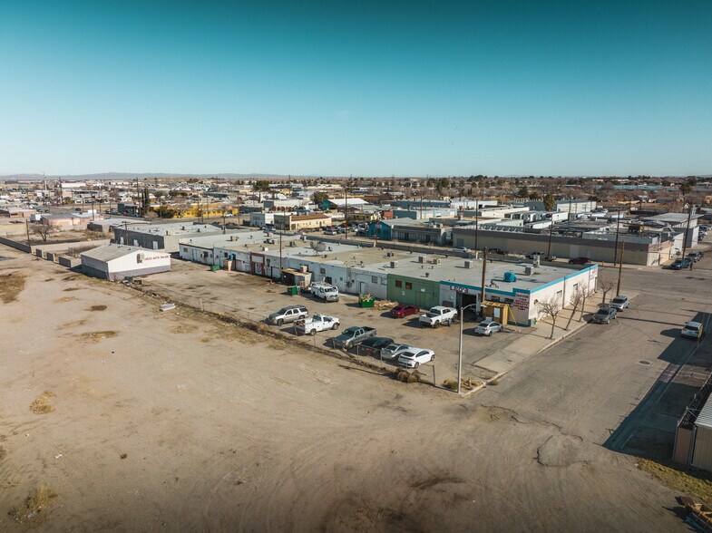 45003-45027 Yucca Ave, Lancaster, CA à louer - Photo de l’immeuble – Image 3 sur 16