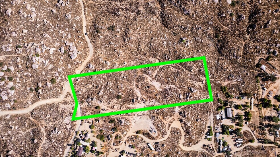 29877 Nogues Rd, Menifee, CA à vendre - Photo de l’immeuble – Image 2 sur 14