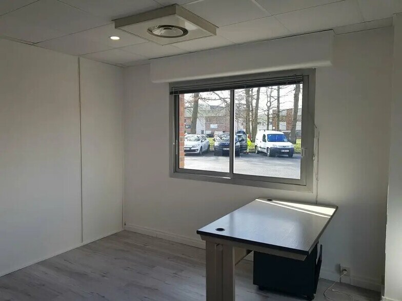 12 Boulevard Louise Michel, Évry-Courcouronnes à louer - Photo de l’immeuble – Image 2 sur 5