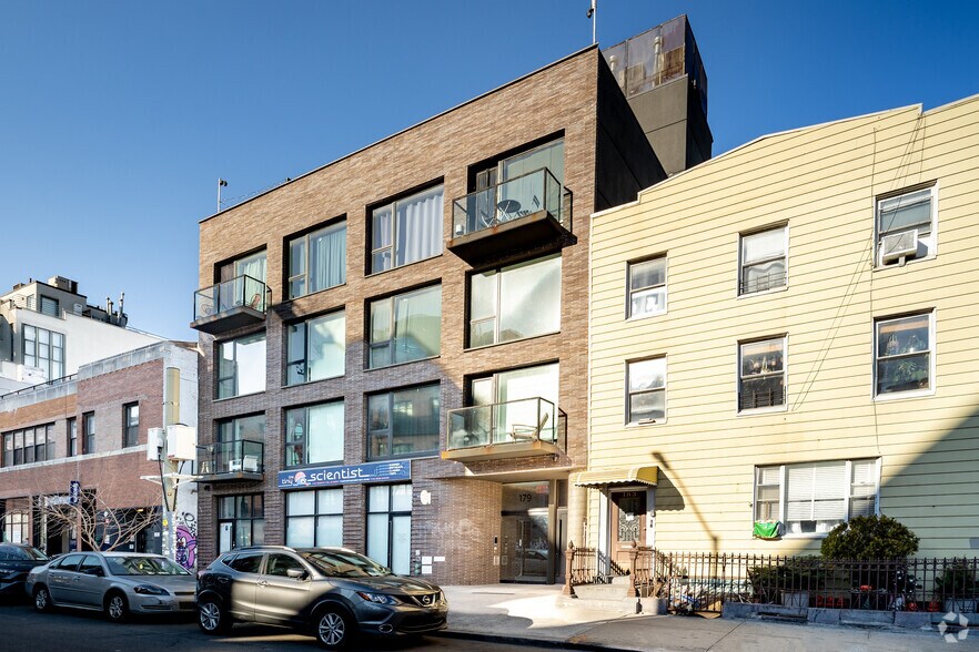 179 N 7th St, Brooklyn, NY à louer - Photo de l’immeuble – Image 3 sur 23