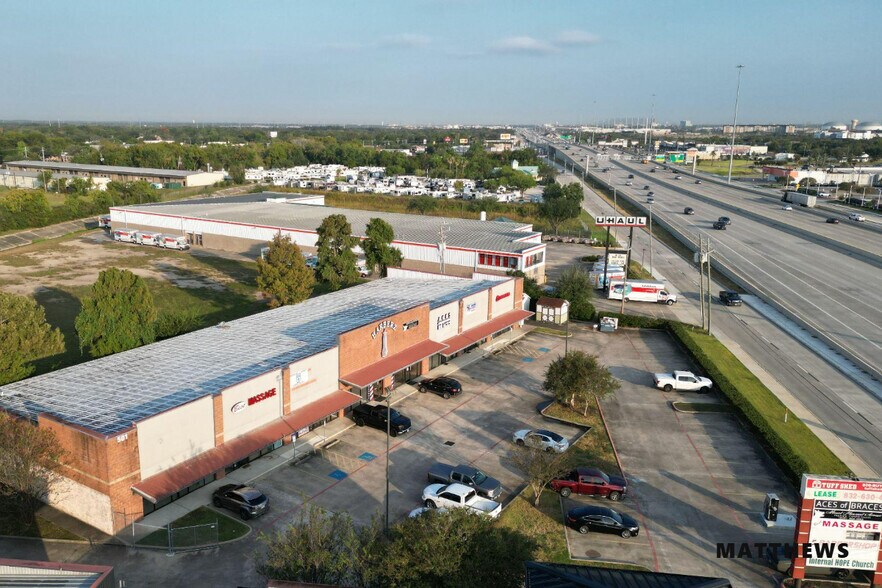 501-505 Gulf Fwy, League City, TX à louer - Photo de l’immeuble – Image 2 sur 4