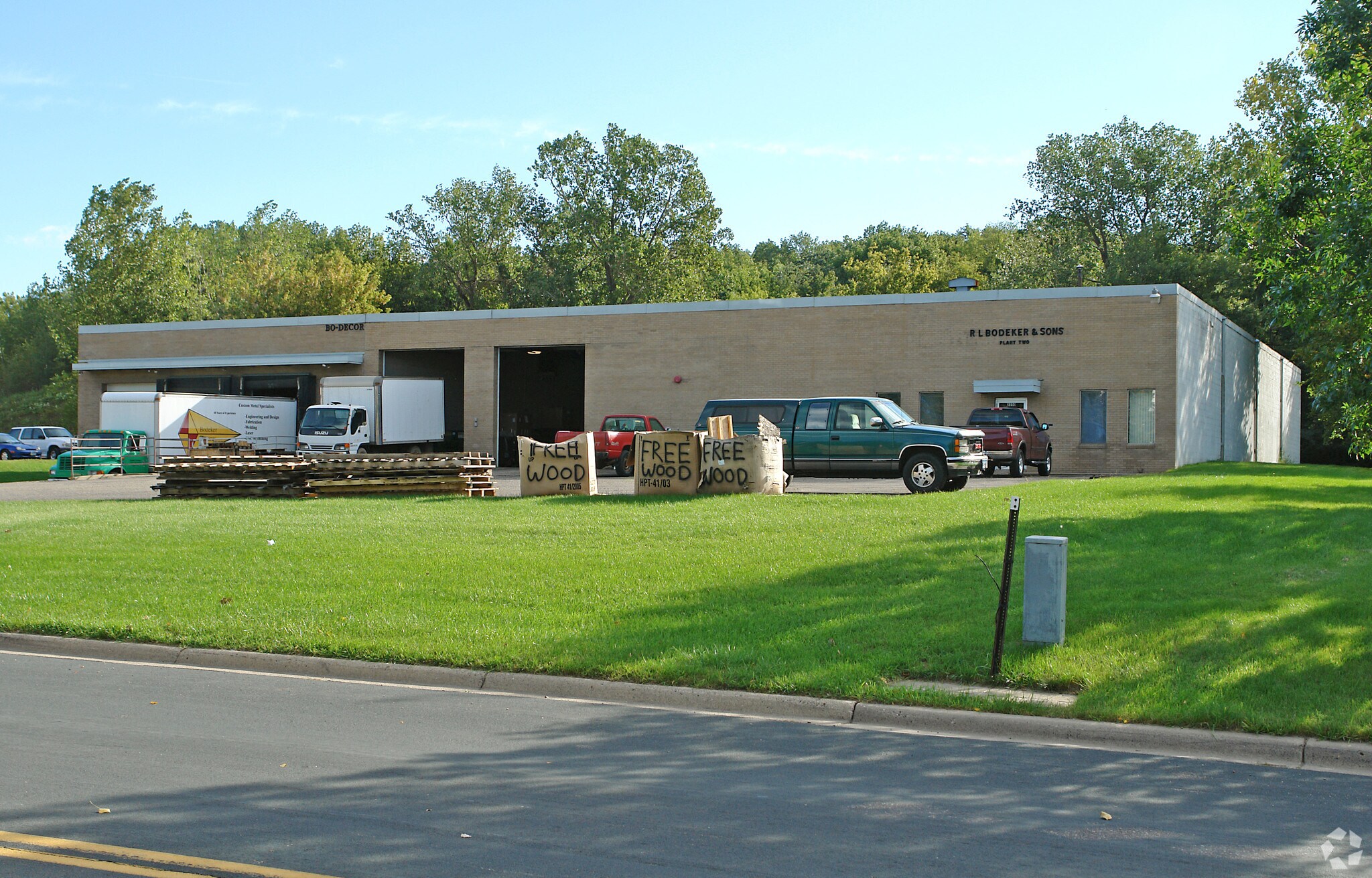 Industrial Portfolio Sale portefeuille de 2 biens à vendre sur LoopNet.fr Photo principale– Image 1 sur 3